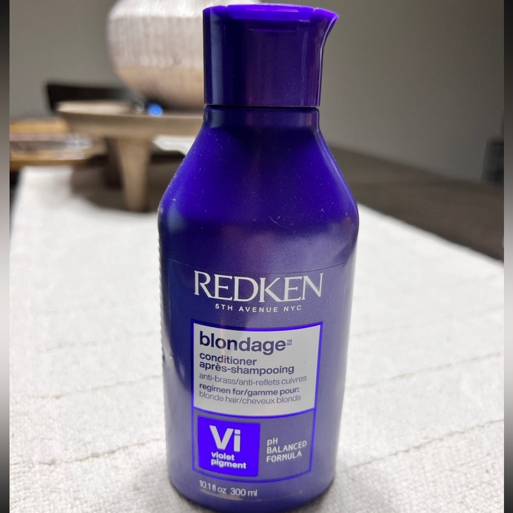 Redken Blondage Violet Pigment Purple Conditioner